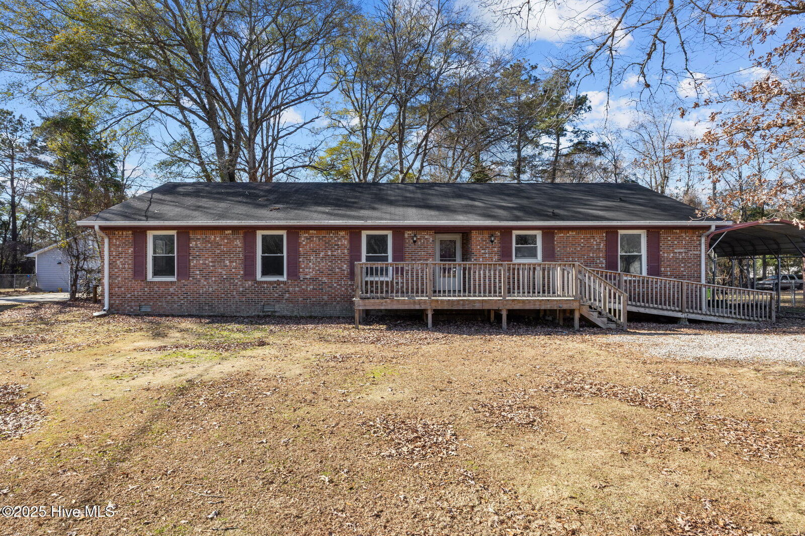 Property Photo:  425 Washington Post Road  NC 28562 