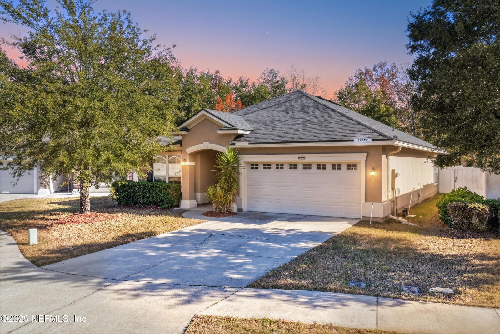 Property Photo:  11567 Sycamore Cove Lane  FL 32218 