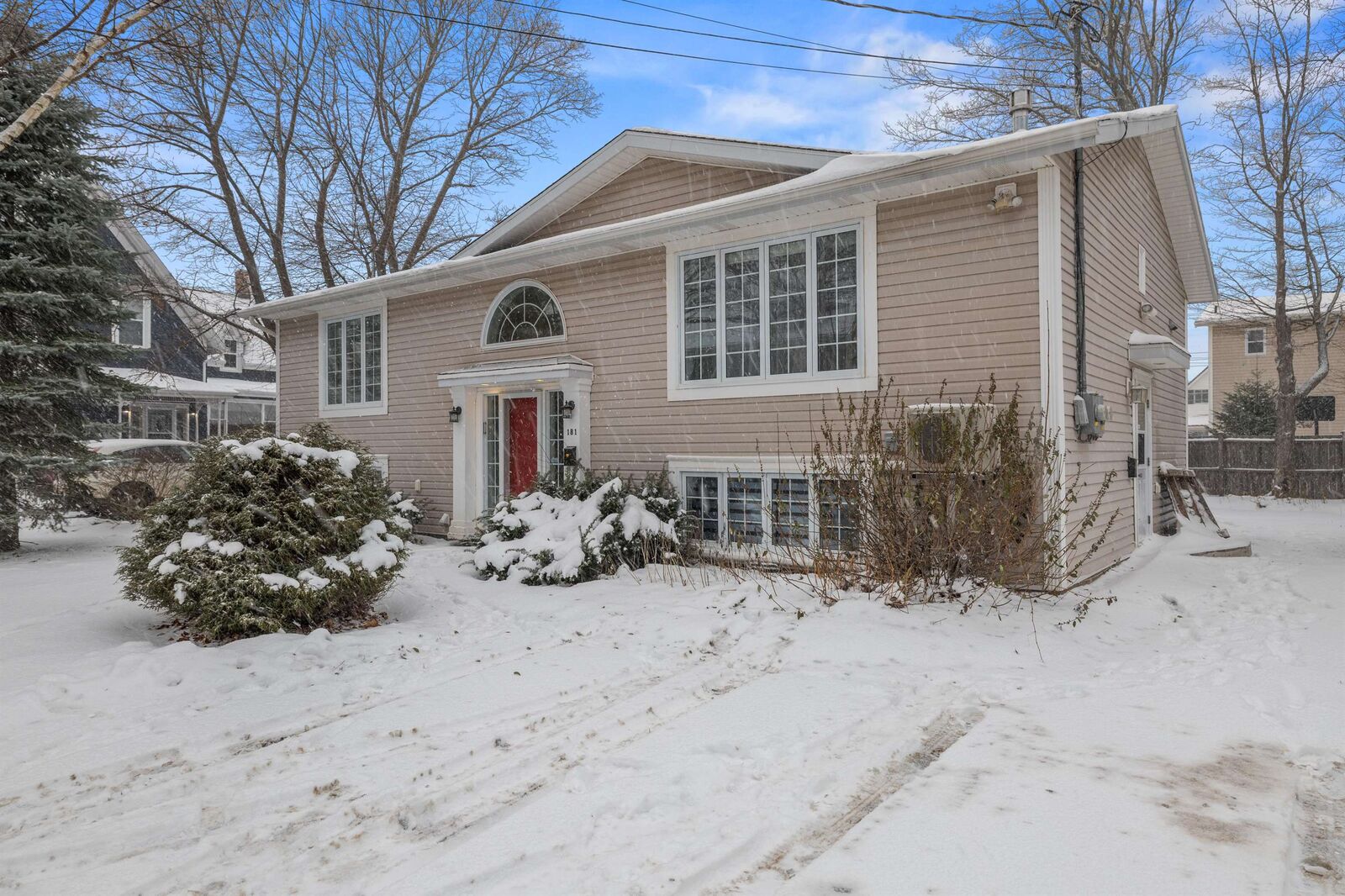 Property Photo:  181 Milton Avenue  PE C1N 1V1 