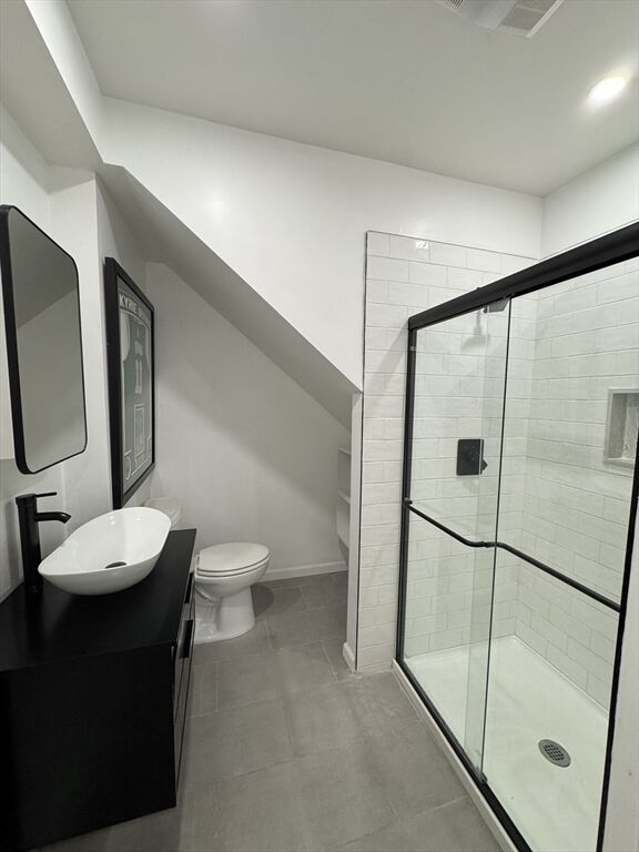 Property Photo: 29 Abbott St 4 MA 01602