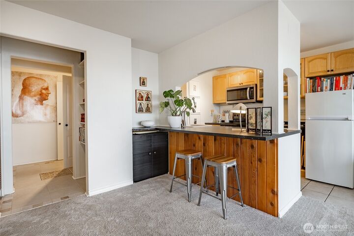 Property Photo:  819  High Street 317  WA 98225 