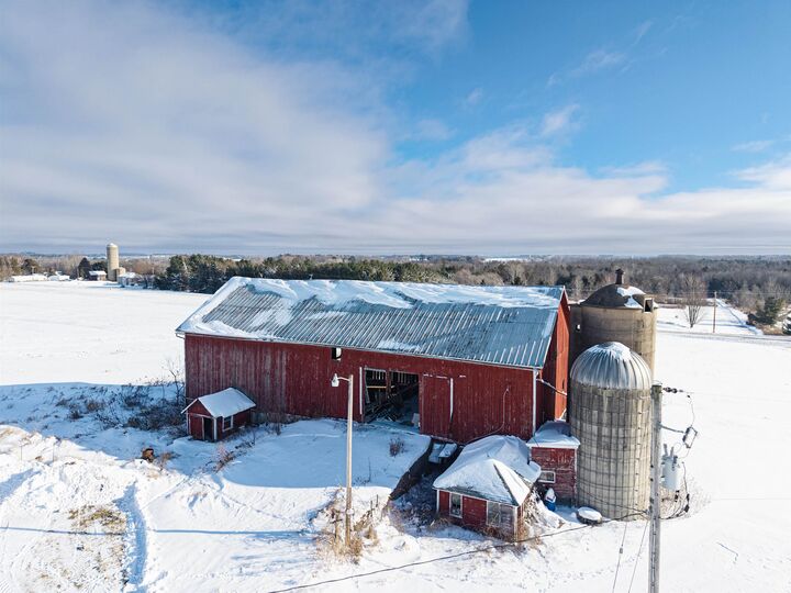 Property Photo: E8834 County Road N WI 54961-8515