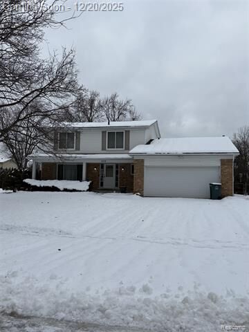 Property Photo:  898 Portsmouth Drive  MI 48084 