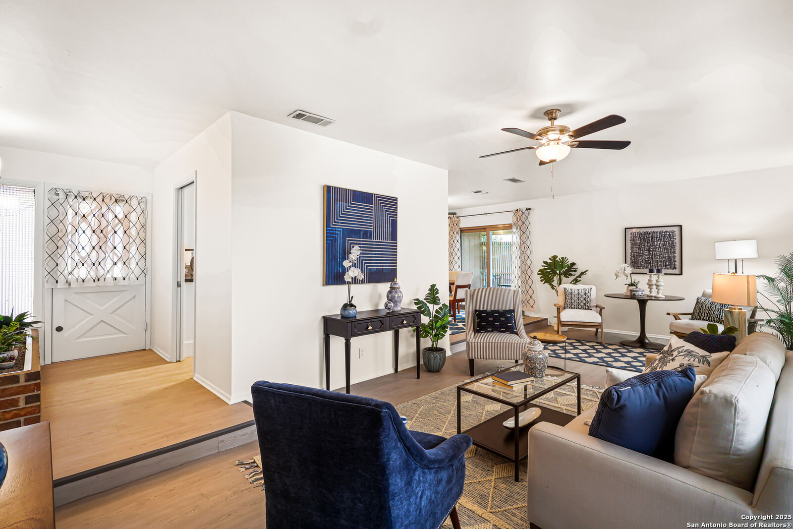 Property Photo: 239 Harrow TX 78227