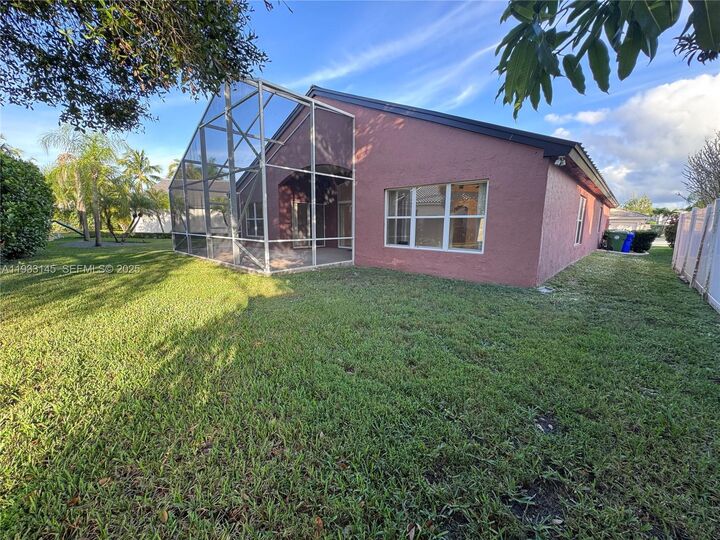 Property Photo:  326 SW 162nd Ave  FL 33027 