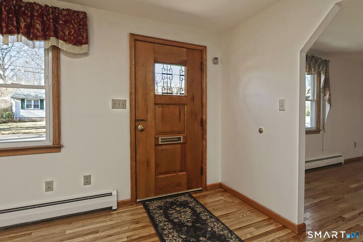 Property Photo:  180 White Drive  CT 06514 