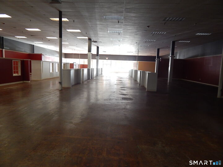 Property Photo:  1200 Park Street  CT 06106 