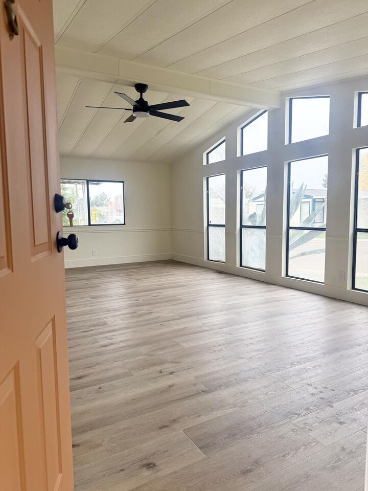 Property Photo: 5019 W Dorothea Avenue CA 93277