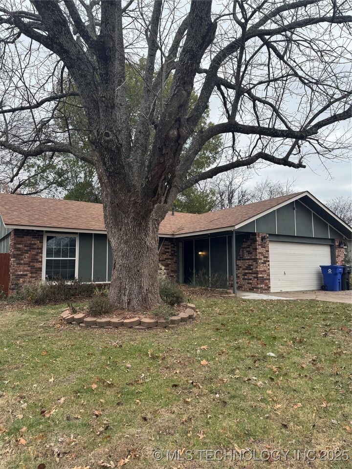 Property Photo: 151 W Kent Street OK 74012