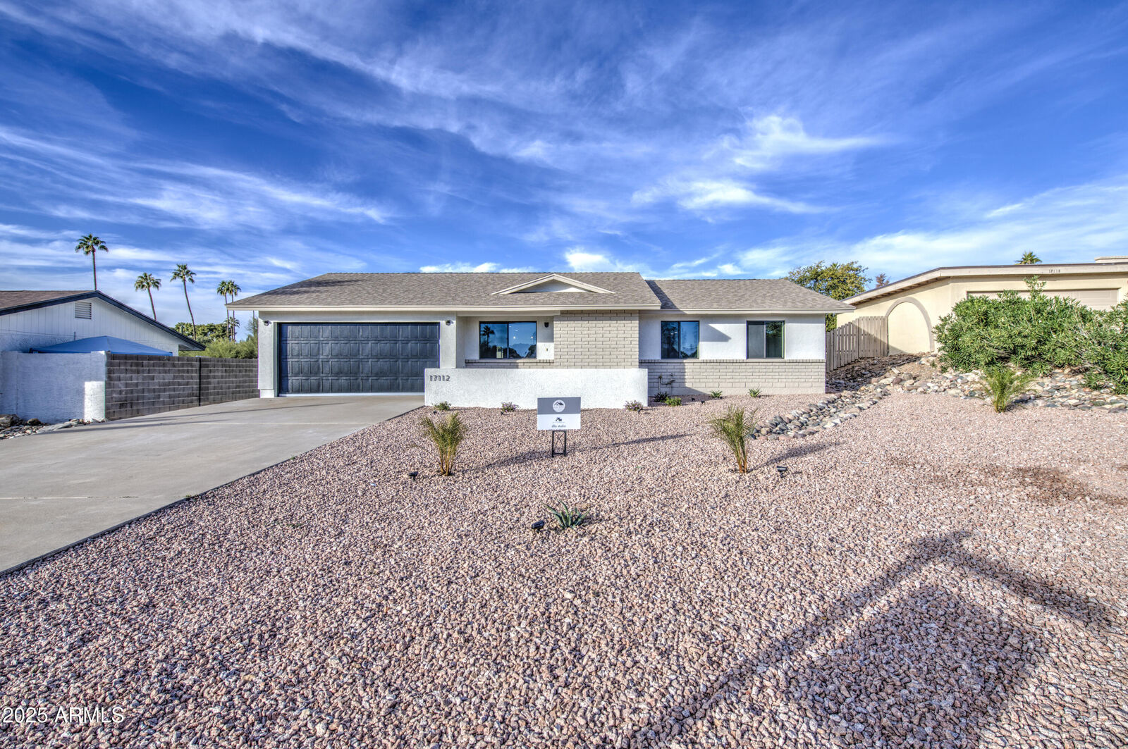 Property Photo: 17112 E La Pasada Drive AZ 85268