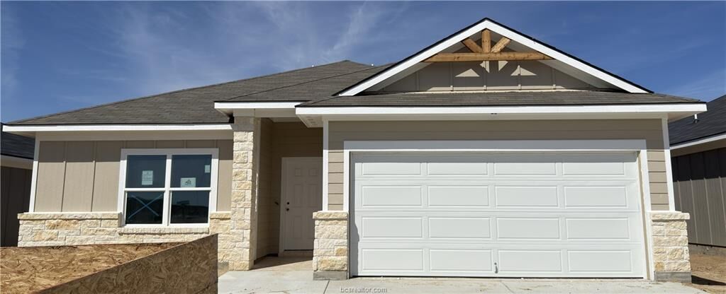 Property Photo: 5502 Harriet Street TX 77807