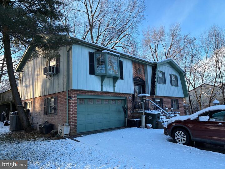 Property Photo:  2545 Saddle Drive  PA 17601 