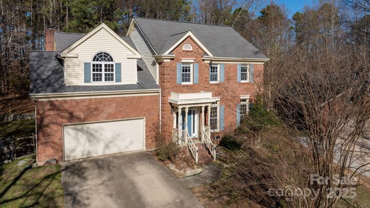 Property Photo:  4806 Hickory Glen Drive  NC 28105 