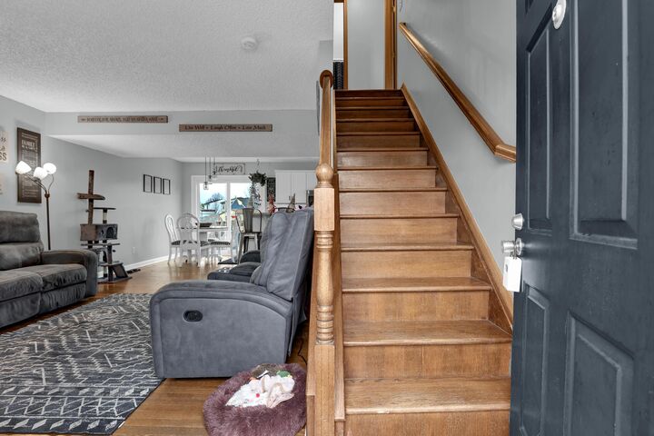 Property Photo:  6110 Parkglen Road  OH 43119 