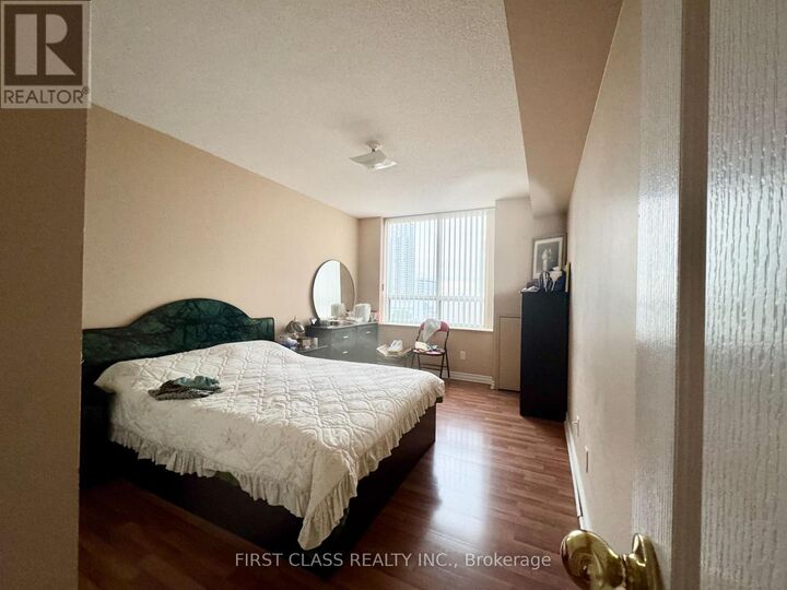Property Photo:  115 East Omni Drive 807  ON M1P 5B4 