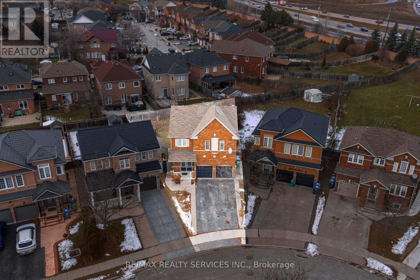 Property Photo:  31 Seahorse Avenue  ON L6V 4N7 