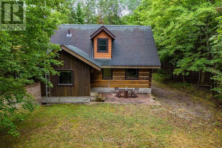 Property Photo:  19221 Highway 118  ON K0M 1S0 