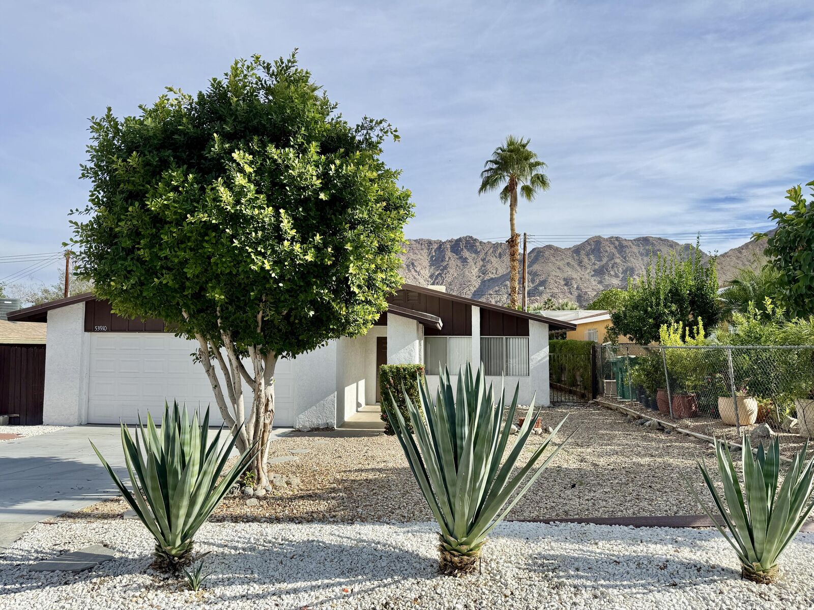 Property Photo:  53910 Avenida Herrera  CA 92253 