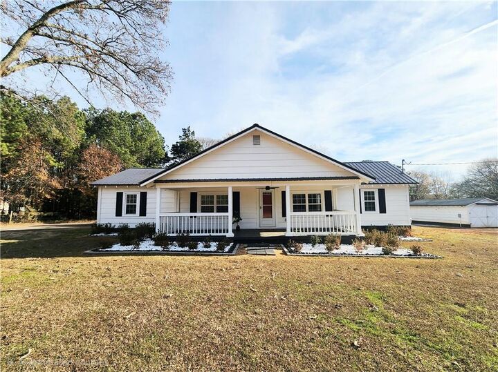 Property Photo:  2802 Stanton Road SE  GA 30094 