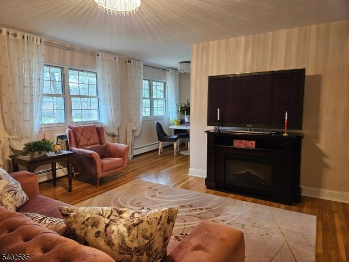 Property Photo:  310 Washington Dr  NJ 07446 