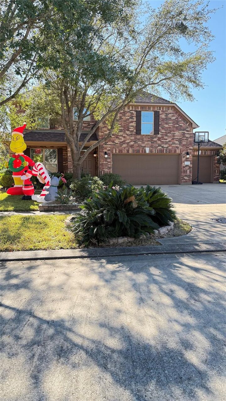 Property Photo: 20503 Saddleback Chase Lane TX 77433