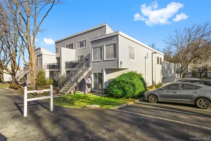 Property Photo:  208 Harris Road Ha3  NY 10507 