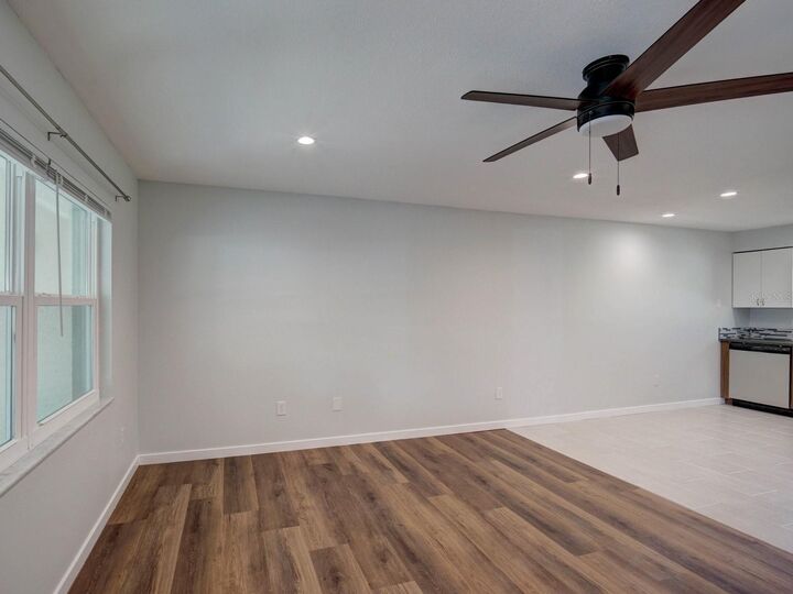 Property Photo: 1007 Sumner Boulevard B FL 34695