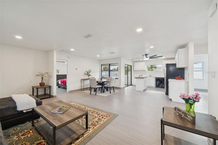 Property Photo:  761 Leonardo Court  FL 34758 