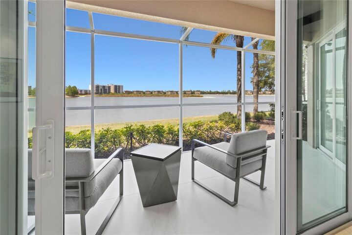 Property Photo:  6427 Moorings Point Circle 101  FL 34202 