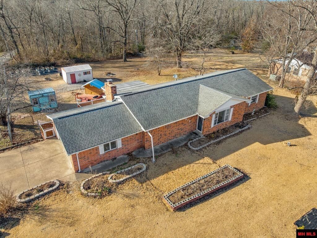 Property Photo:  373 Live Oak Drive  AR 72653 