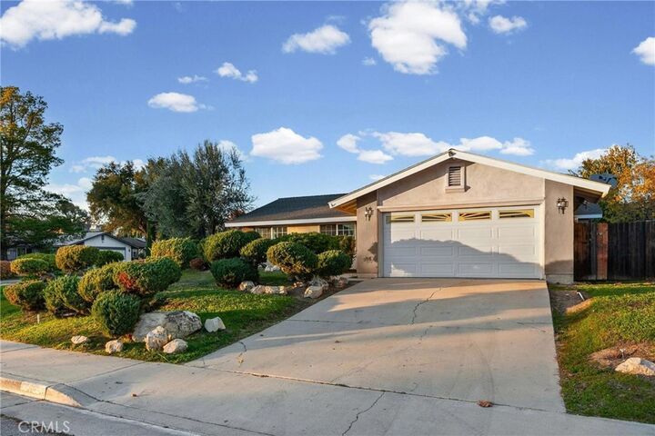 Property Photo:  1103 Patricia Lane  CA 93446 