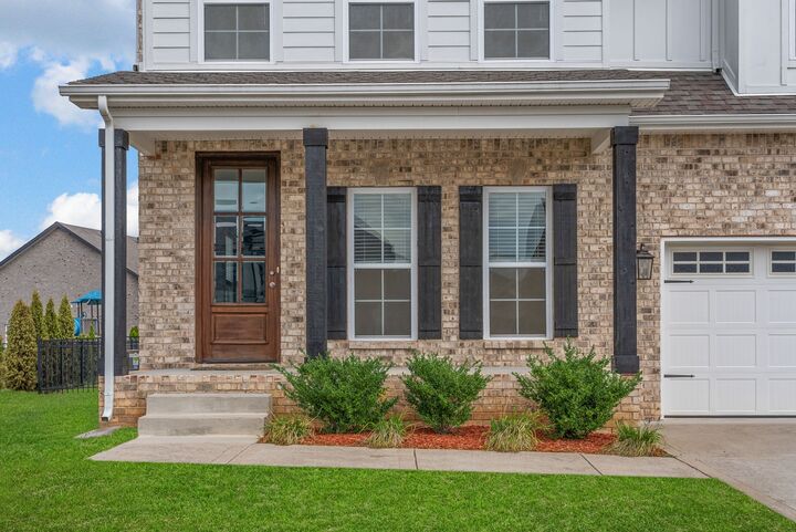 Property Photo: 1409 Hereford Blvd TN 37043