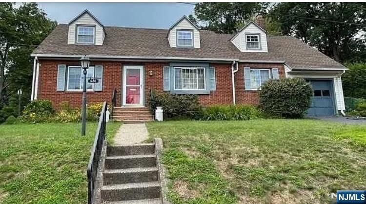 Property Photo:  651 5th Avenue  NJ 07661 