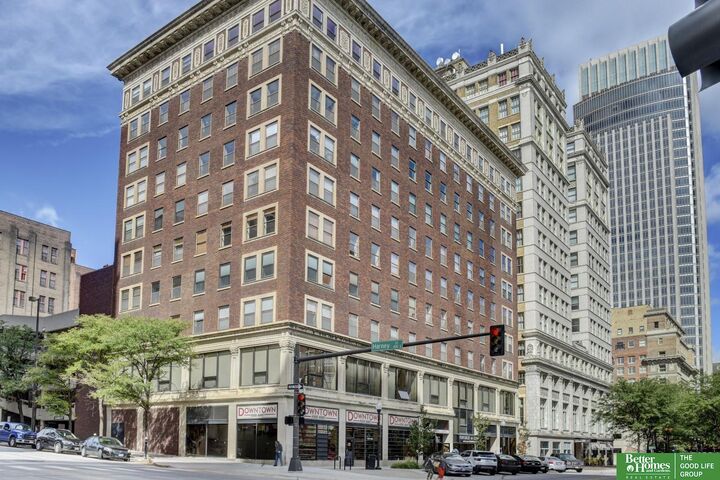 Property Photo: 312 S 16 Street 304 NE 68102