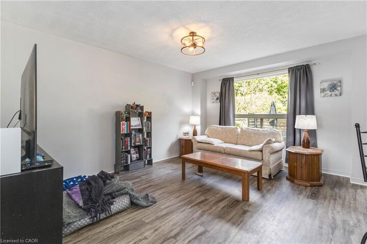 Property Photo:  21 Axford Parkway  ON N5R 6E6 