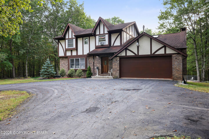 Property Photo:  161 Shepherd Lane  PA 18370 