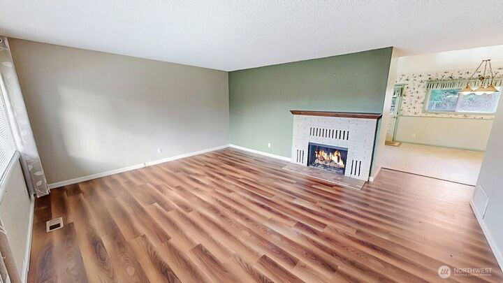 Property Photo:  3000  Firwood Avenue  WA 98225 