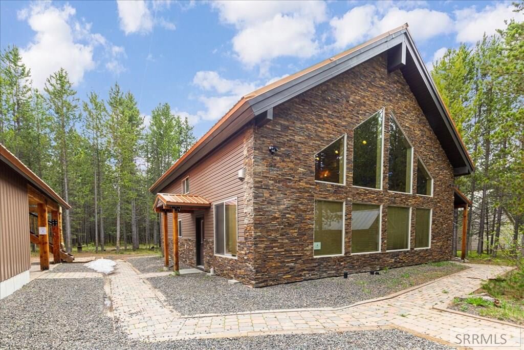 Property Photo:  4170 N Big Springs Loop Road  ID 83429 