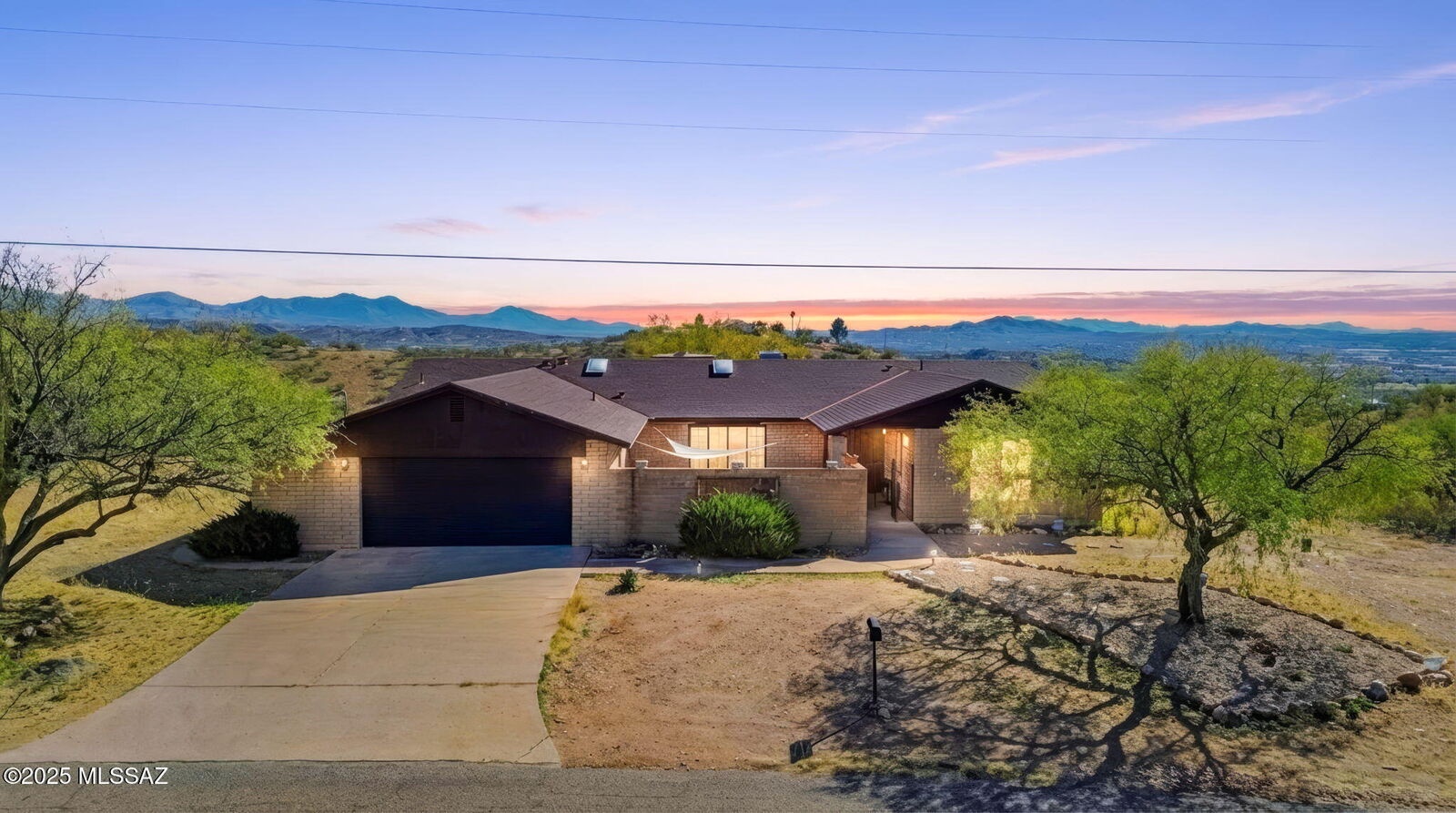 Property Photo:  1247 Avenida Gandara  AZ 85648 