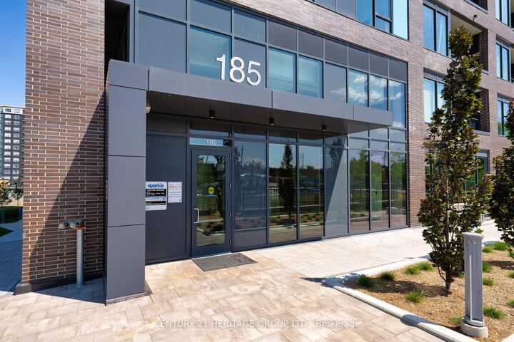 Property Photo:  185 Deerfield Road 116  ON L3Y 0G7 