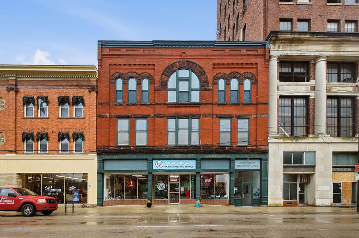 Property Photo:  38 W High Street 3B  OH 45502 