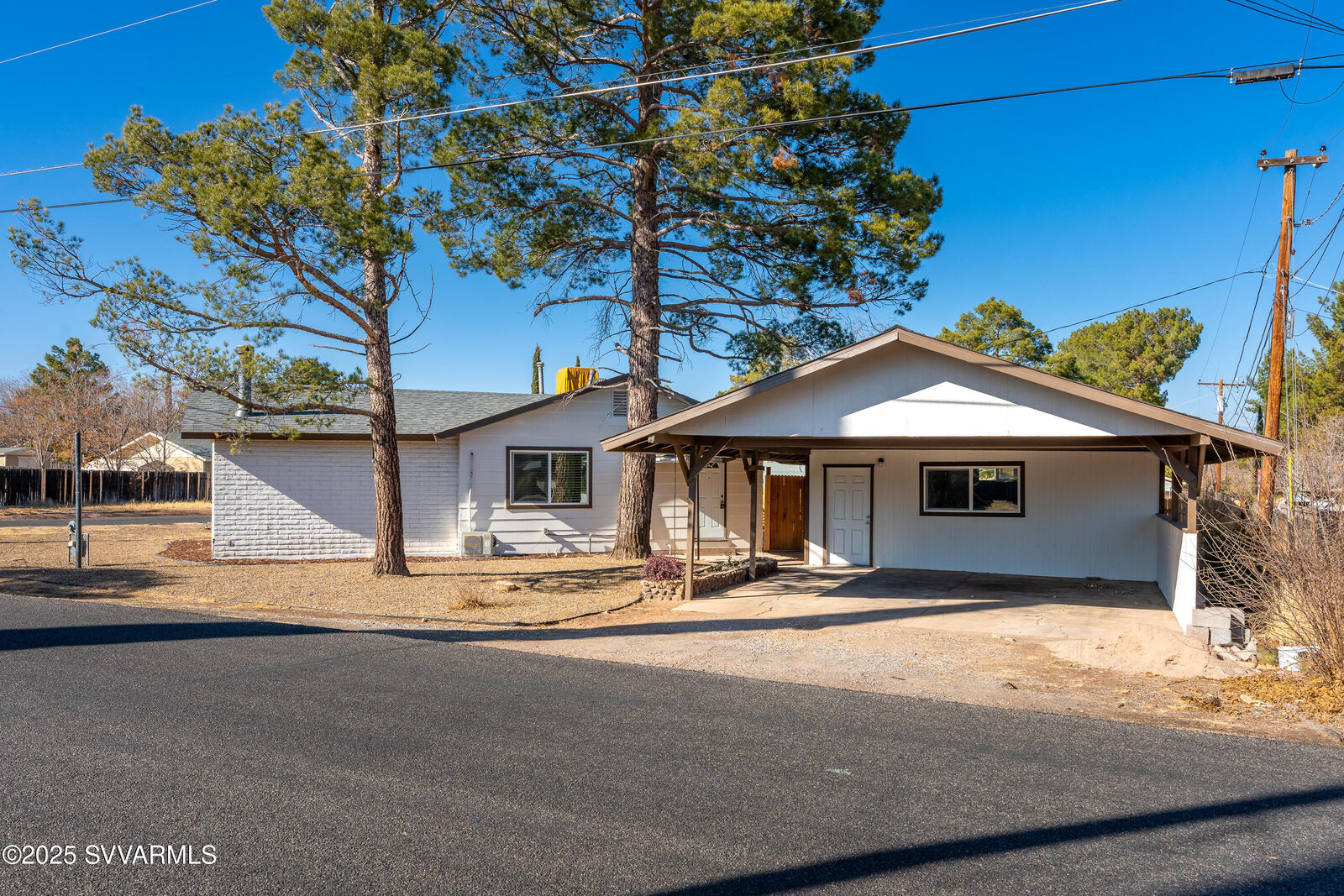 Property Photo:  502 E Elm Street  AZ 86326 