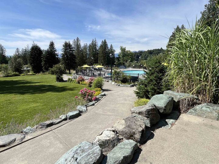 Photo de la propriété:  53480 Bridal Falls Road 86  BC V0X 1X1 