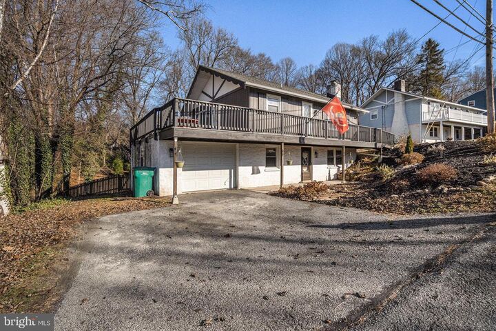 Property Photo:  923 Sunnyside Road  PA 17036 