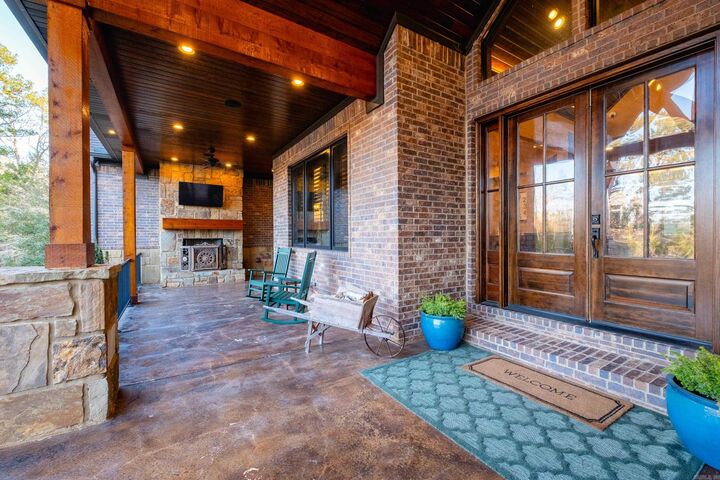 Property Photo:  11311 Garrison Road  AR 72223 