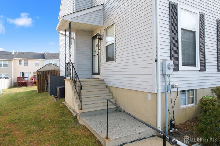 Property Photo:  6 Rodio Court  NJ 08872 
