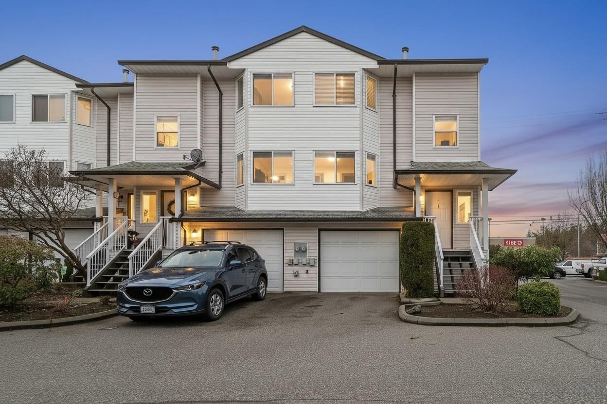 Photo de la propriété:  5950 Vedder Road 1  BC V2R 3P2 