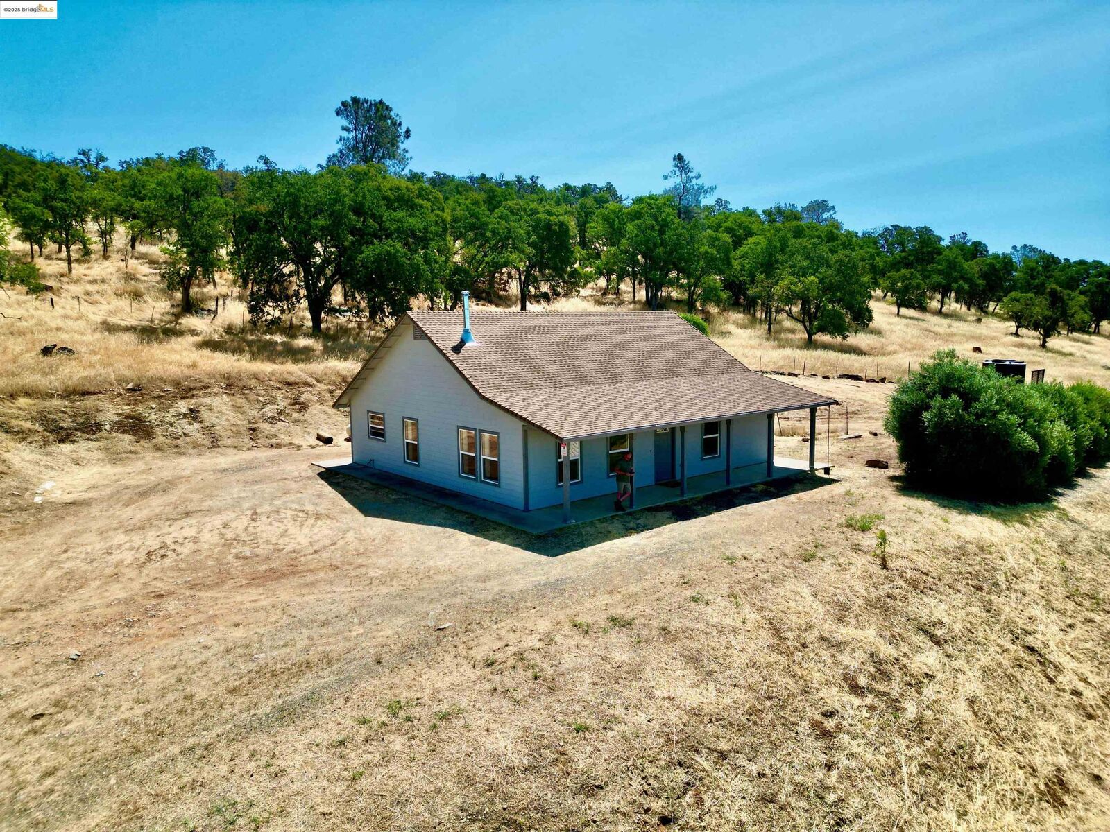 Property Photo:  660 Hodson Rd  CA 95228 