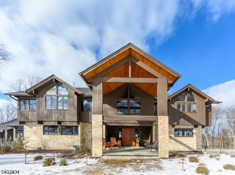 Property Photo:  21 Starrett Ct  NJ 07871 