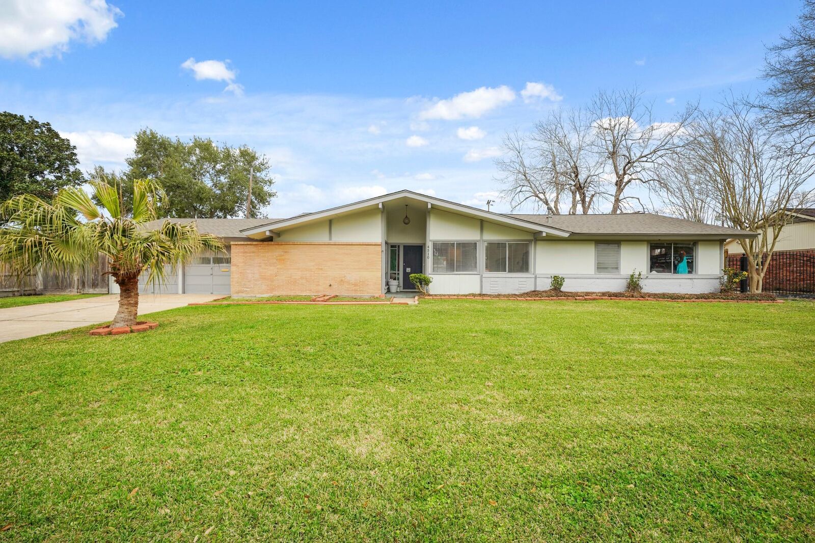 Property Photo:  4510 Silverwood Drive  TX 77035 